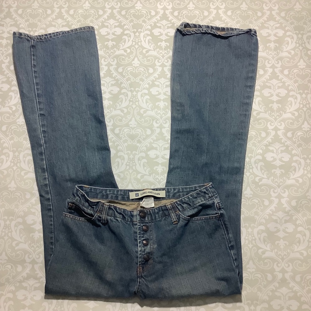 Gap long and lean flares size 10